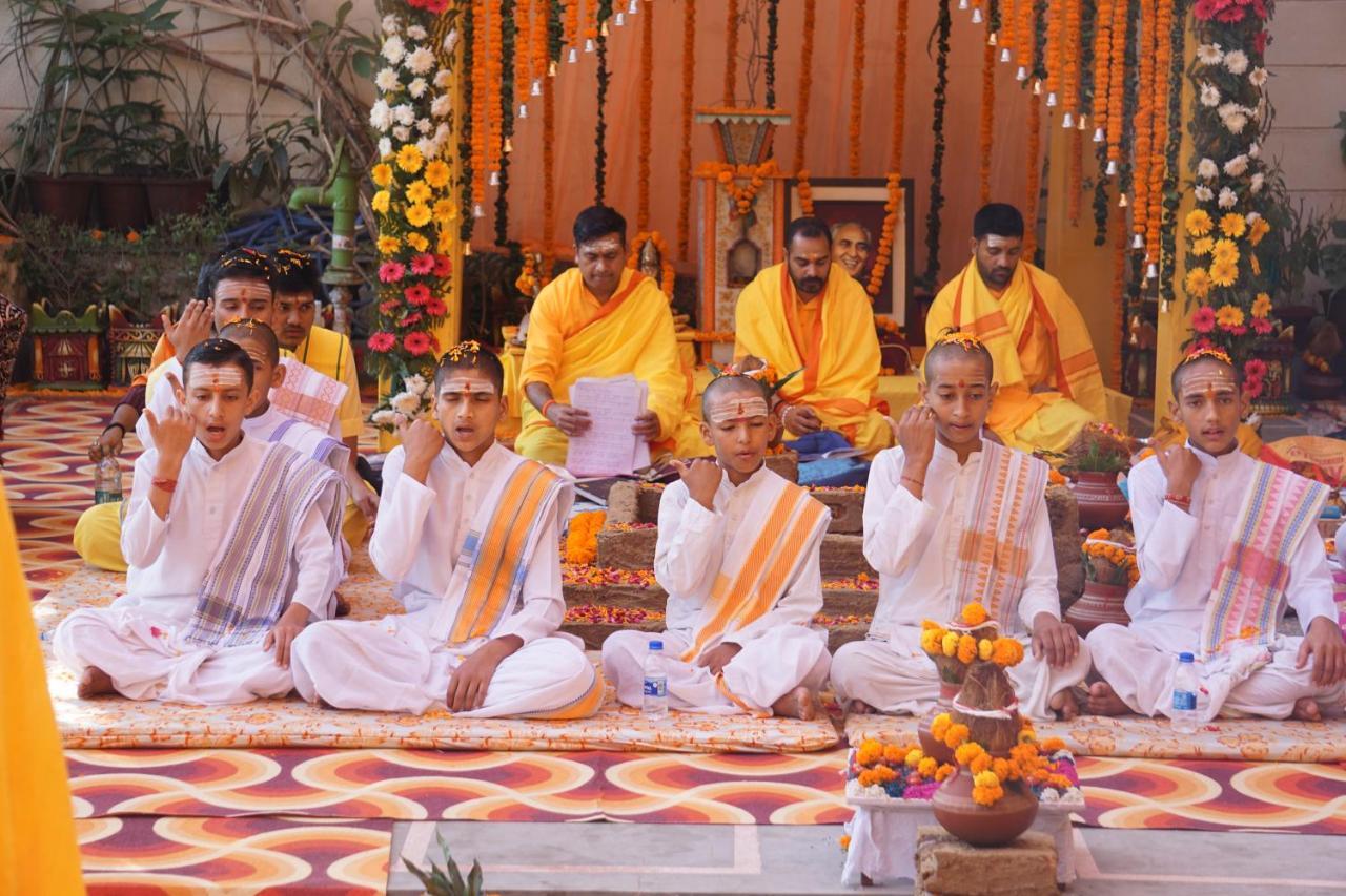 Abhayam Ashram 호텔 Rishīkesh 외부 사진